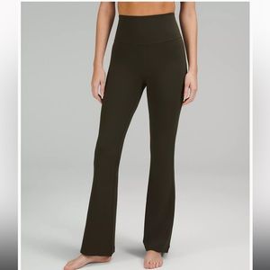 Groove Super High-Rise Flared Pant Nulu Dark Olive